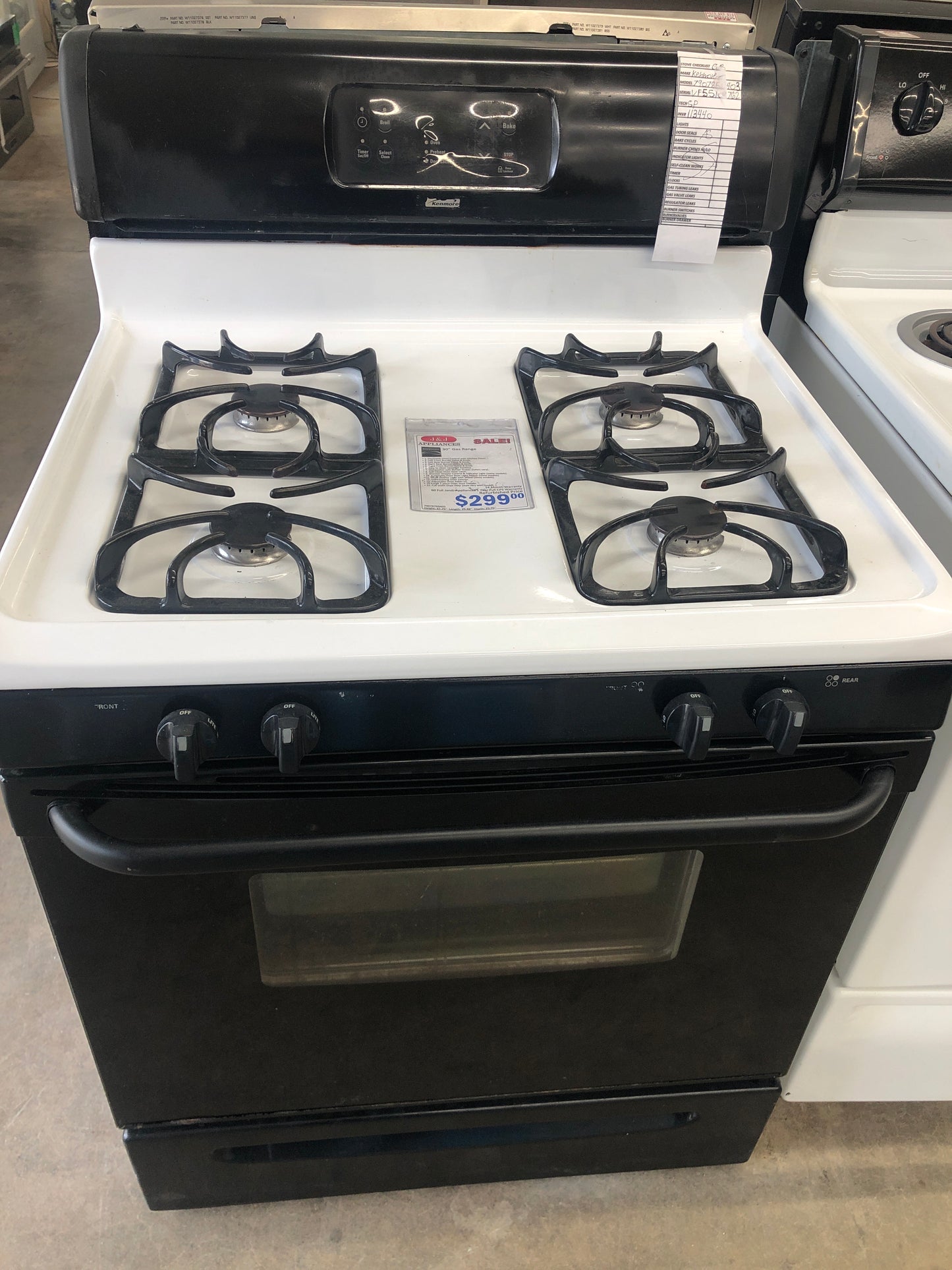 Kenmore 30” Gas Range.