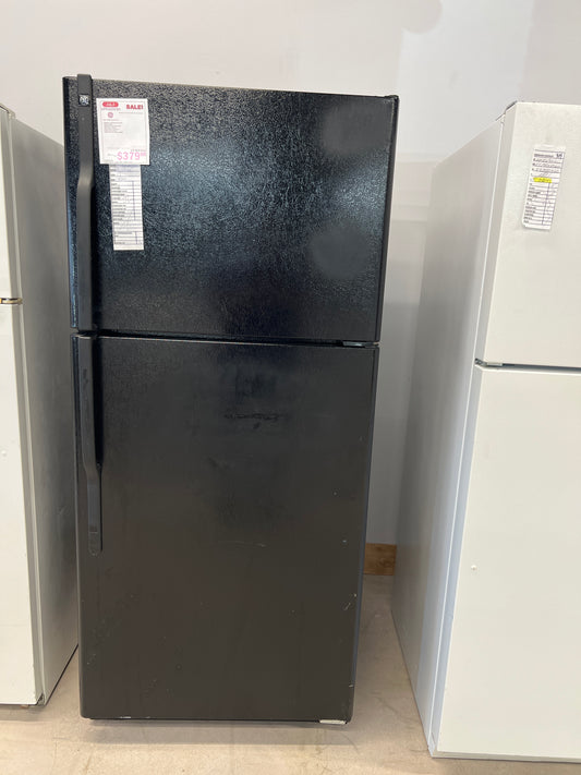 GE Refrigerator