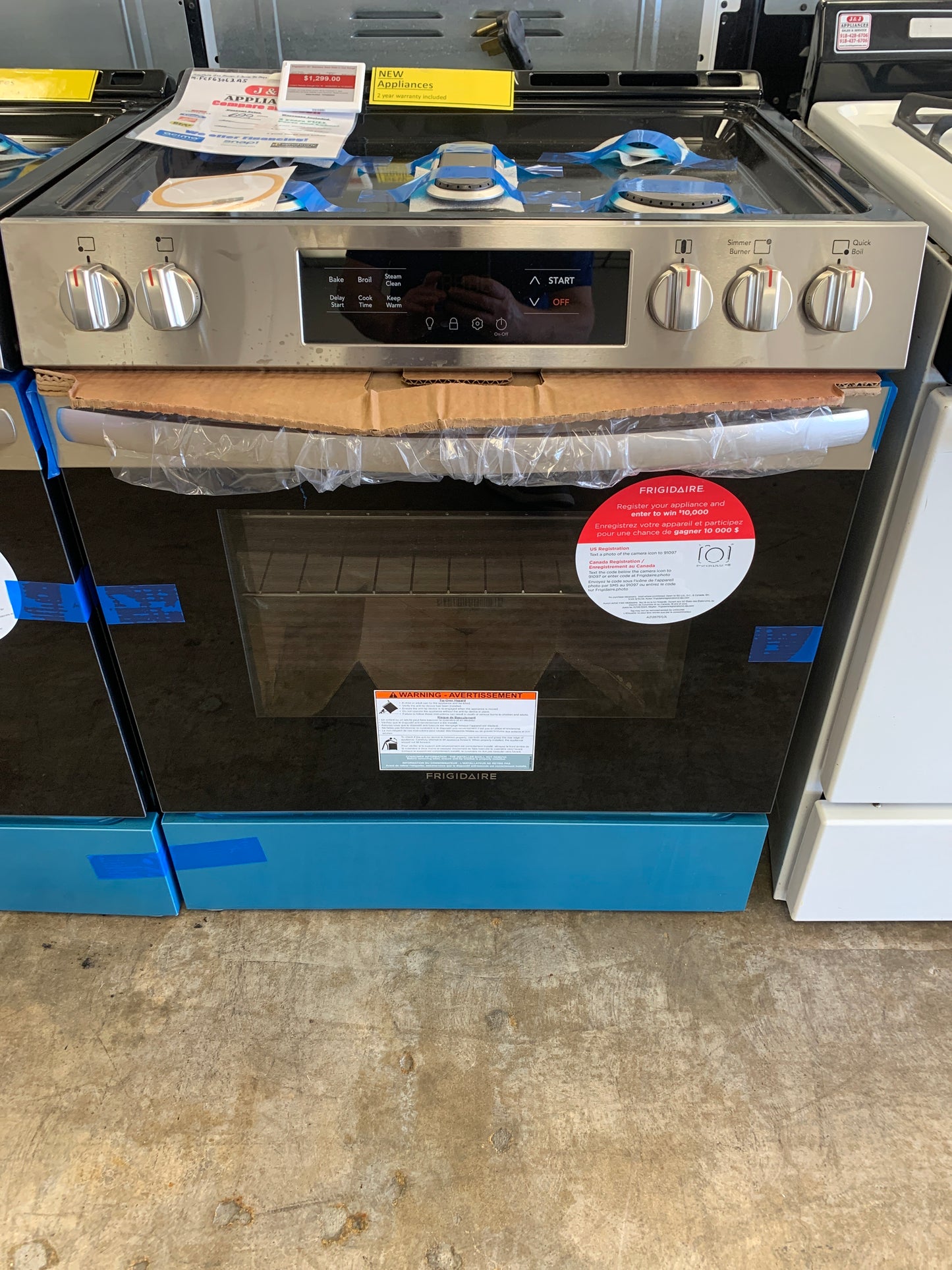 Frigidaire 5 Burner Gas Stove.