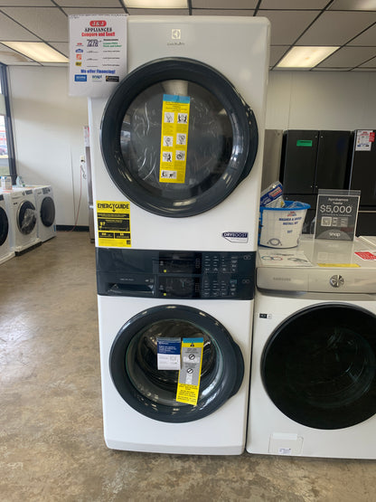 Electrolux Laundry Center**NEW**110v./220v.