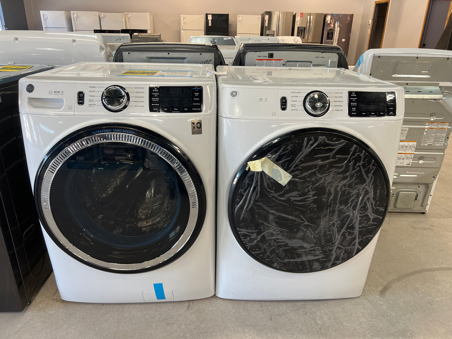 New GE Washer and Dryer Set