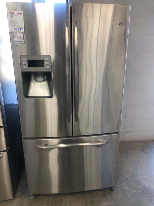 GE 25.5 Cu Ft Trio Refrigerator.