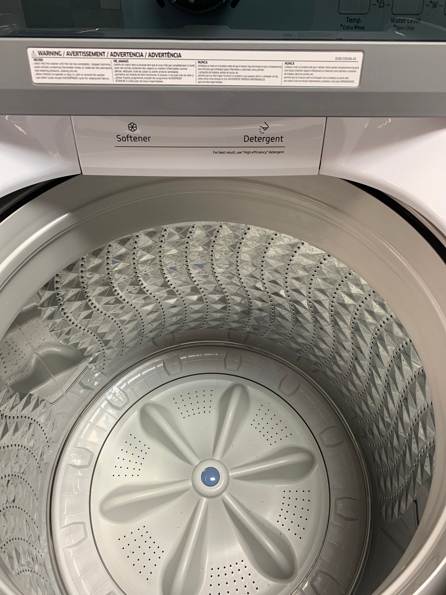 Samsung 4.5 cu ft Washer.