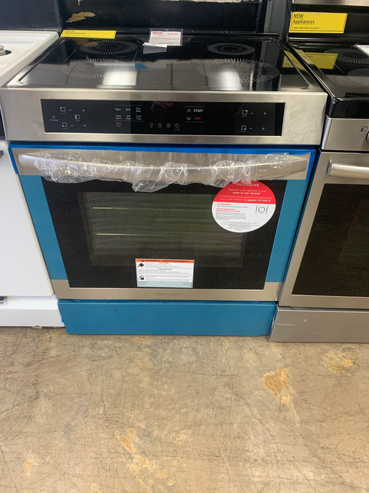 Frigidaire 4 Burner Glass Top Range NEW