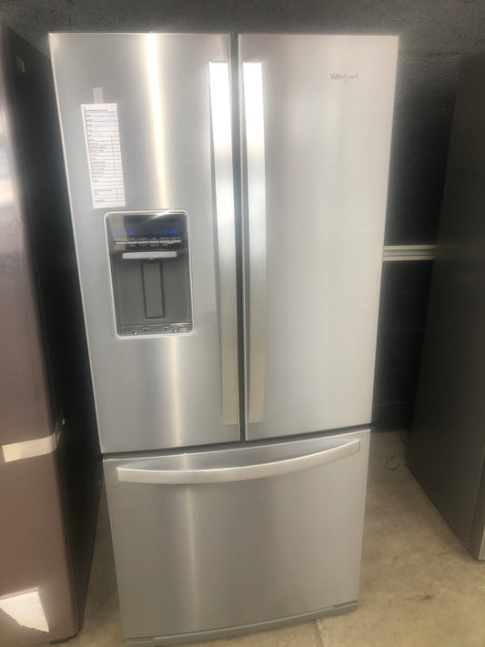 Whirlpool Trio 30" Refrigerator.