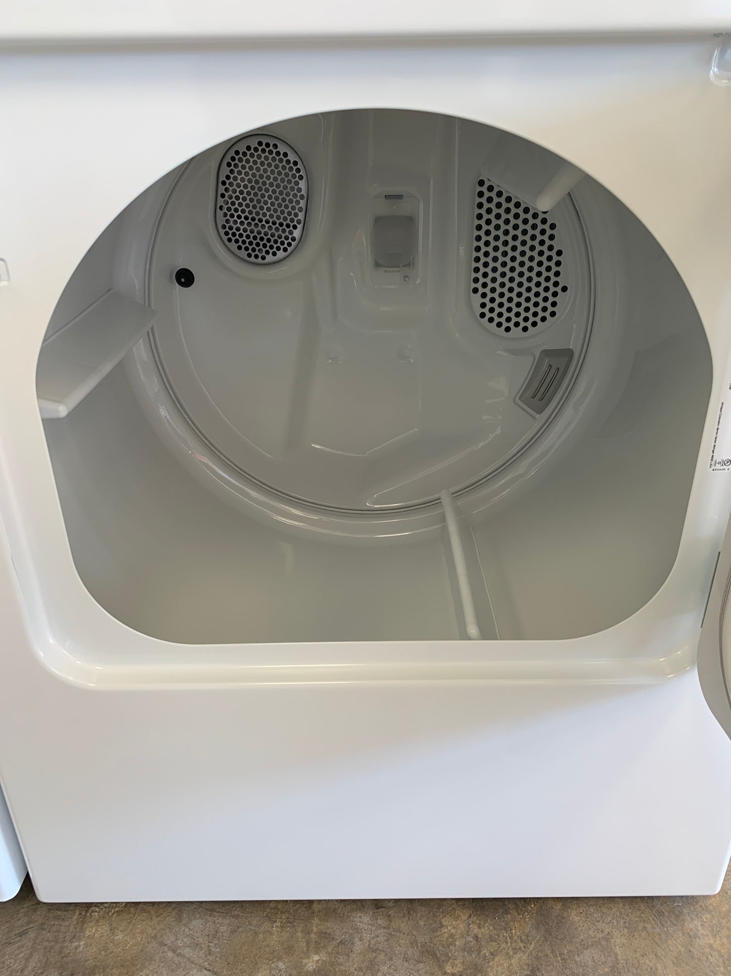 Whirlpool Washer Dryer Set.