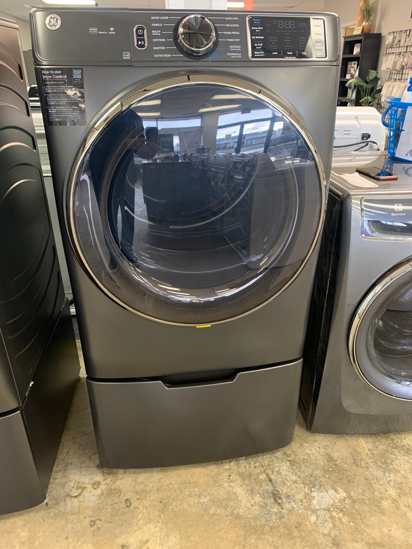 GE Washer Dryer Set**NEW**