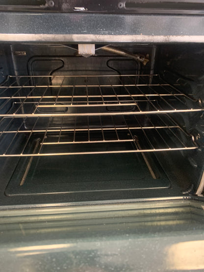 Frigidaire 4 Burner Gas Stove.