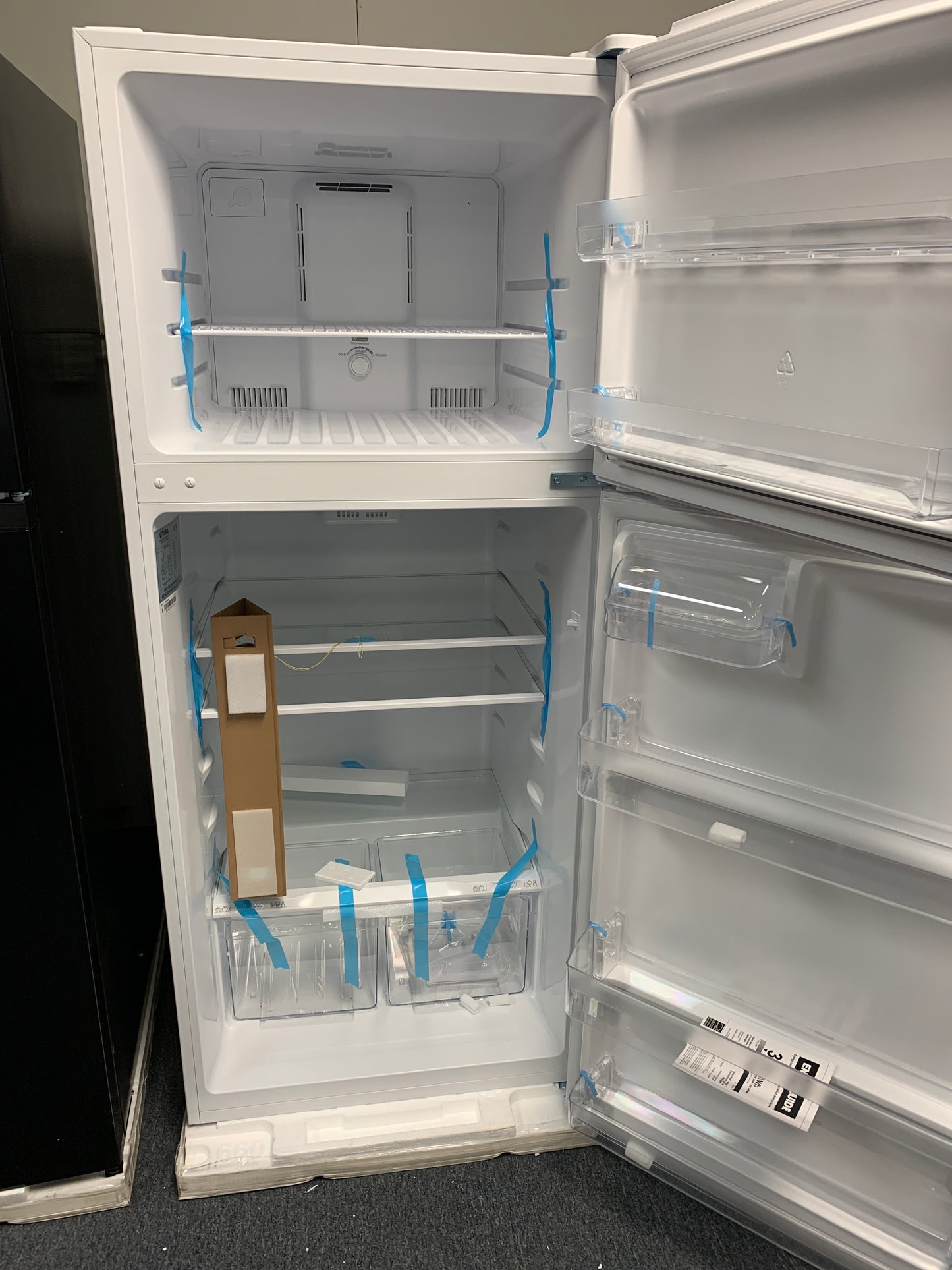 Vitara White Top Bottom Refrigerator.