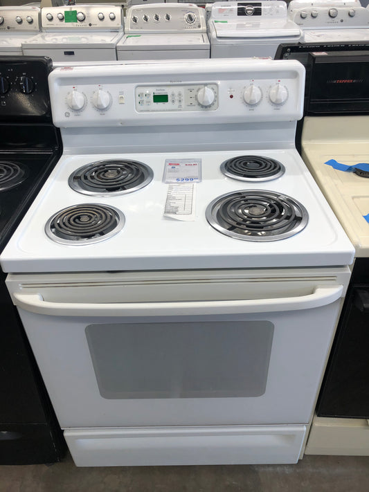 GE White Electric Stove