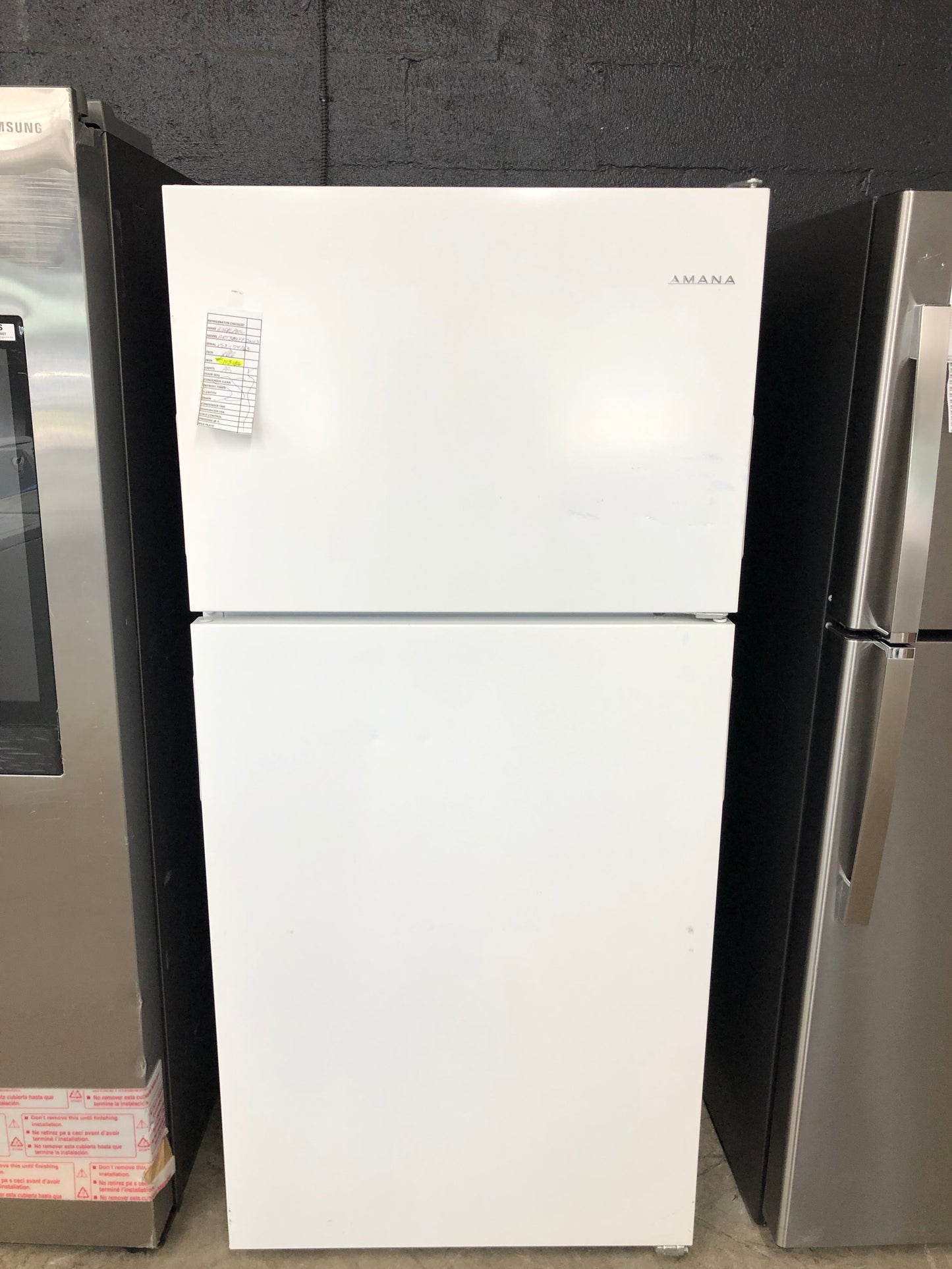 Whirlpool White Top And Bottom Refrigerator