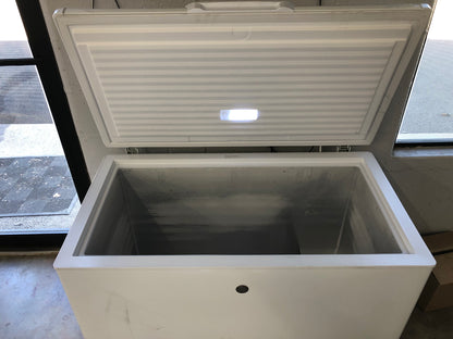 GE 10.7 CU FT Chest Freezer