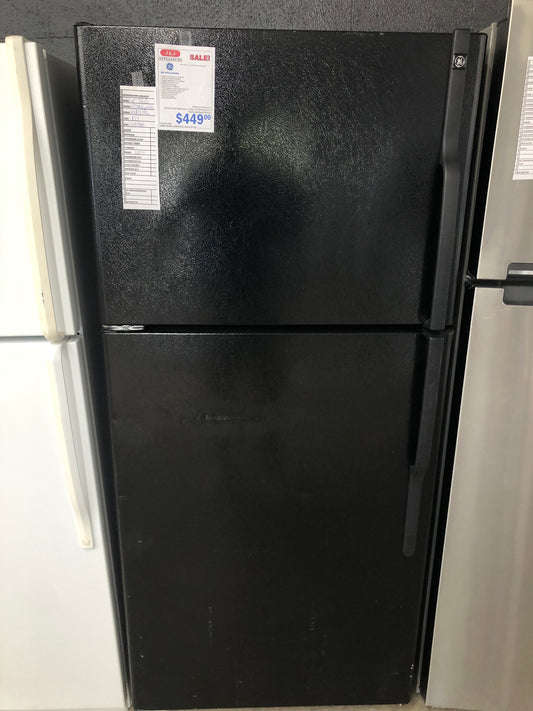 GE Black Top And Bottom Refrigerator