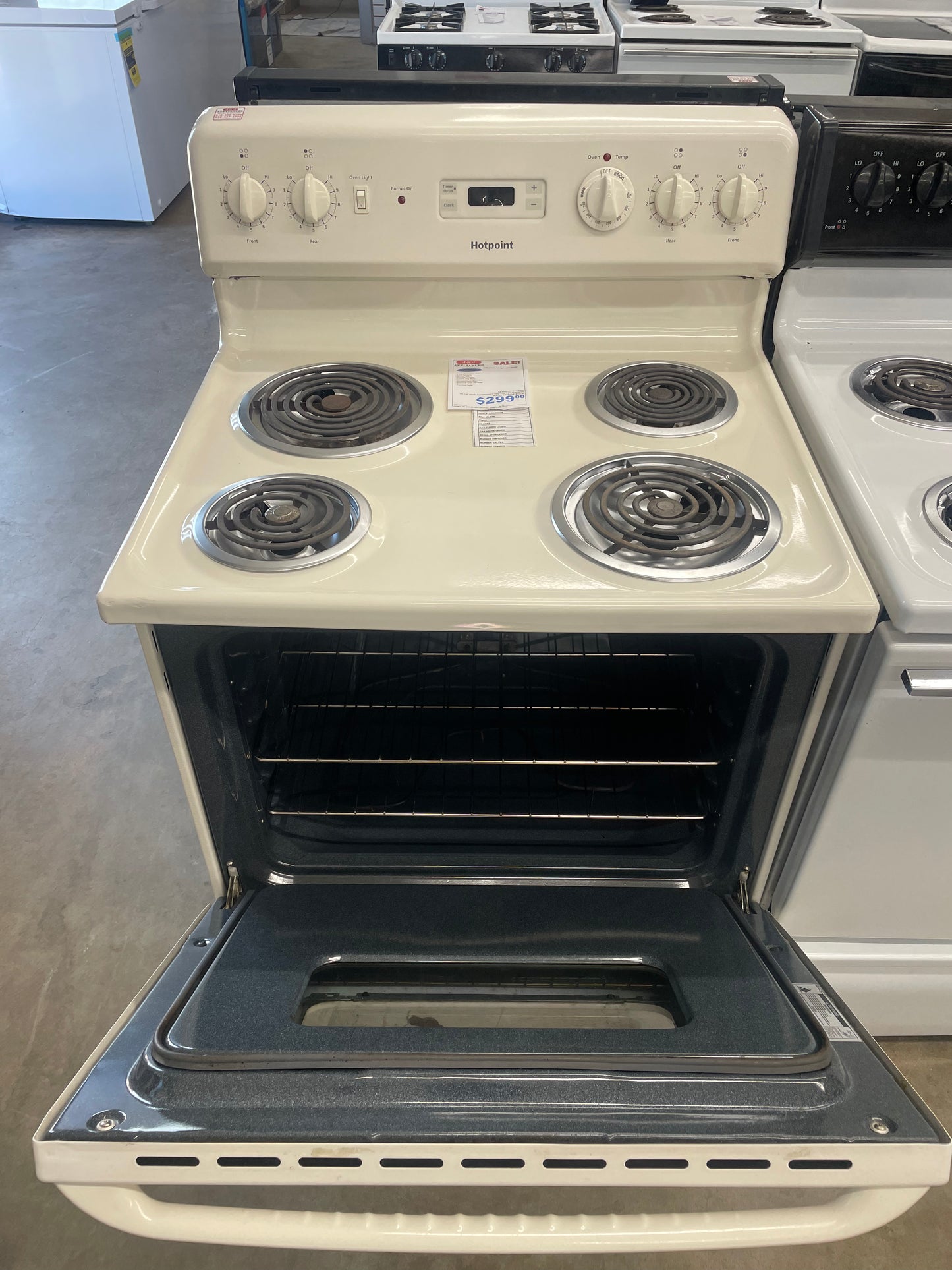 Hotpoint Almond Coil Top Electric Range