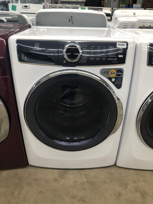 New | Electrolux | 4.5cu. ft. Washer | G-H-110678